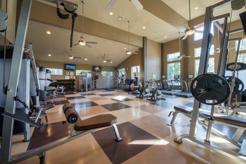 Resort Style Apartment/home - The Woodlands