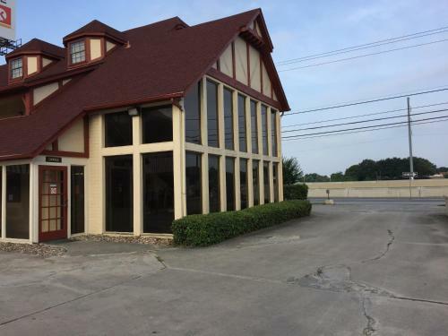 Motel Rittiman Inn And Suites