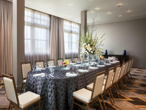 The St. Anthony, A Luxury Collection Hotel, San Antonio