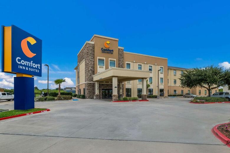 Hotel Comfort Inn & Suites