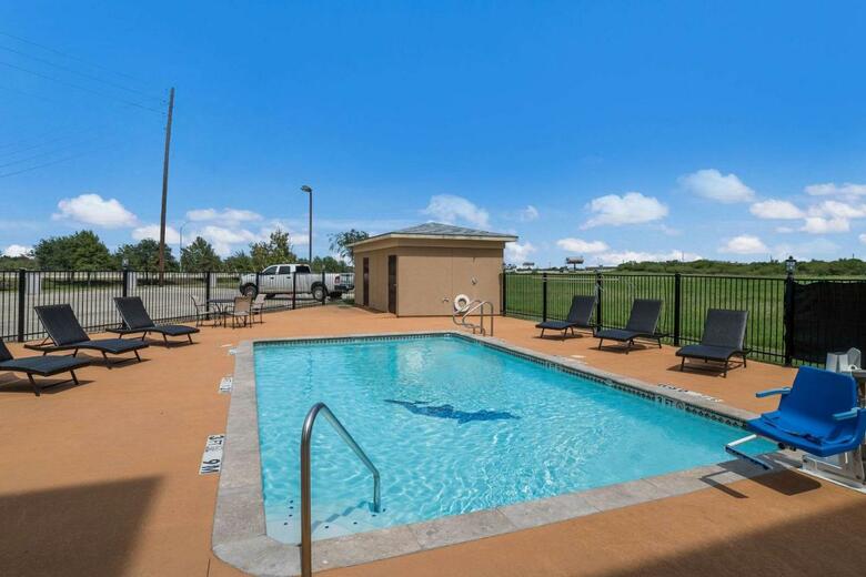 Hotel Comfort Inn & Suites