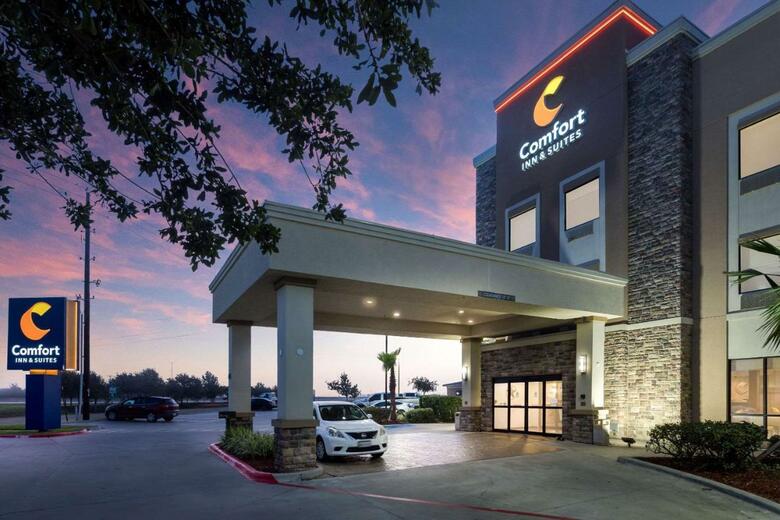 Hotel Comfort Inn & Suites