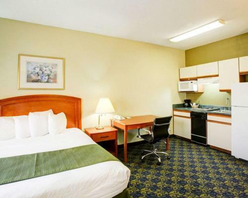 Hotel Quality Inn & Suites Baylor Stadium North