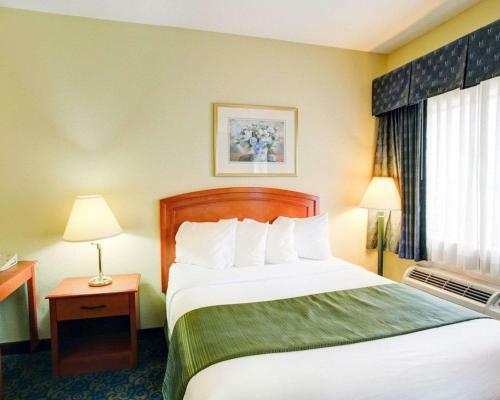 Hotel Quality Inn & Suites Baylor Stadium North