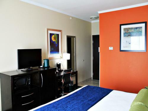 Hotel City View Inn And Suites Sunset Station