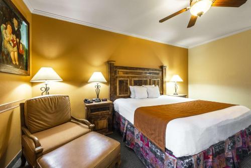 Motel La Hacienda Inn By Knights Inn
