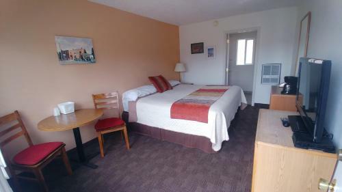 Blue Pine Motel