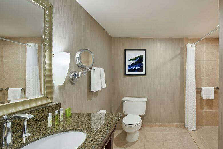 Hotel Doubletree By Hilton Salt Lake City Airport