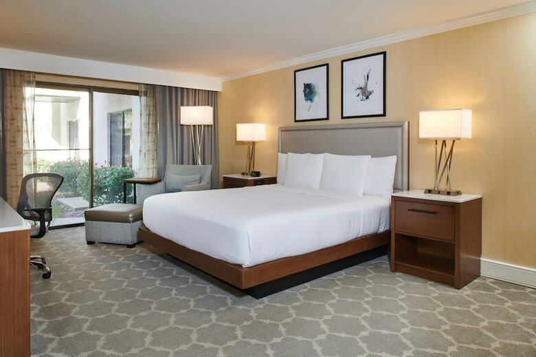 Hotel Doubletree By Hilton Salt Lake City Airport