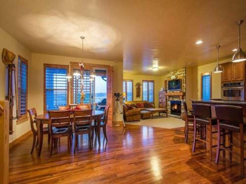 Bear Hollow By Lespri Property Management