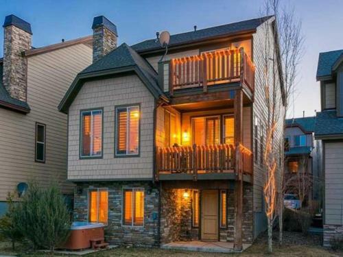 Bear Hollow By Lespri Property Management