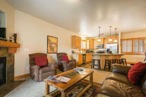 Bear Hollow By Lespri Property Management