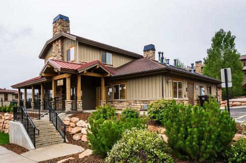 Bear Hollow By Lespri Property Management