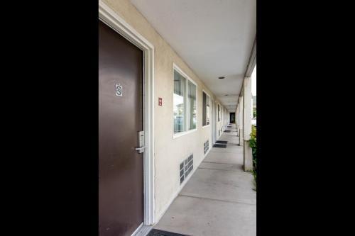 Motel America's Best Inn And Suites Salt Lake City