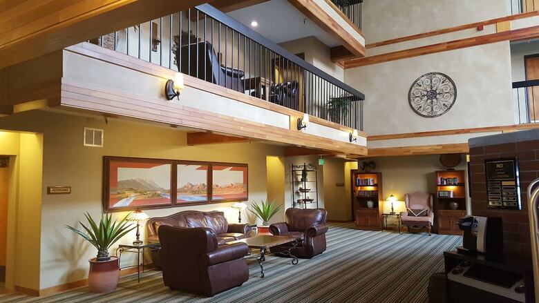 Hotel Raintree's Park Plaza Park City