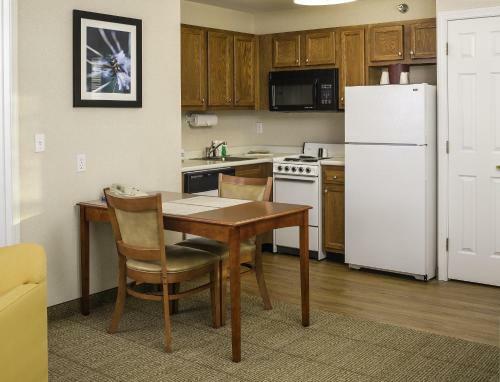Hotel Smart Suites Burlington