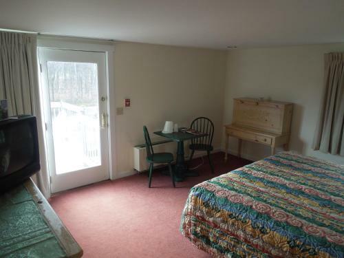 Lodge Mountaineer Inn