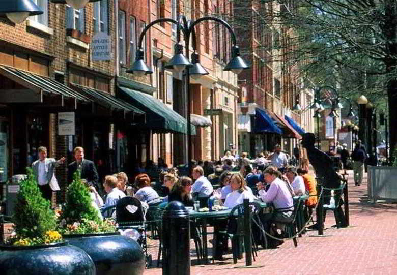 Hotel Courtyard Charlottesville North