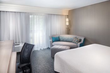 Hotel Courtyard By Marriott Lynchburg