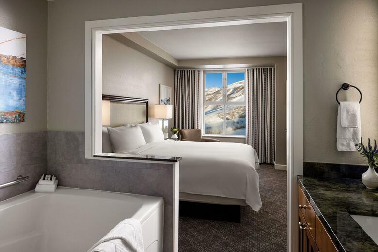 Mountainside Park City King's Crown