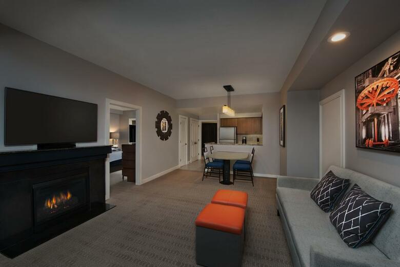Mountainside Park City King's Crown