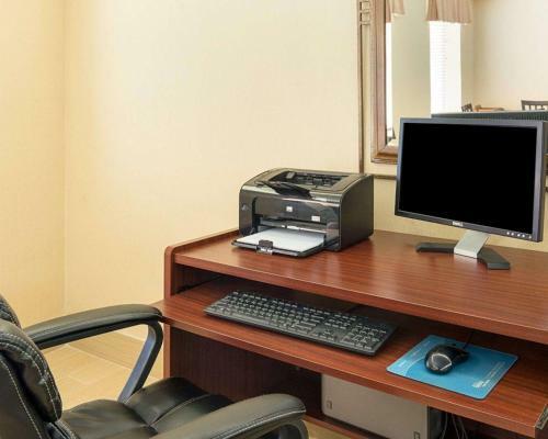 Hotel Quality Inn Richmond Airport