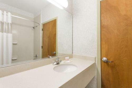 Hotel Days Inn By Wyndham Glen Allen