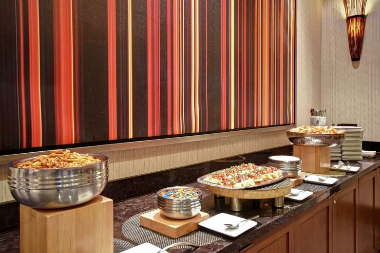 Hotel Embassy Suites Springfield