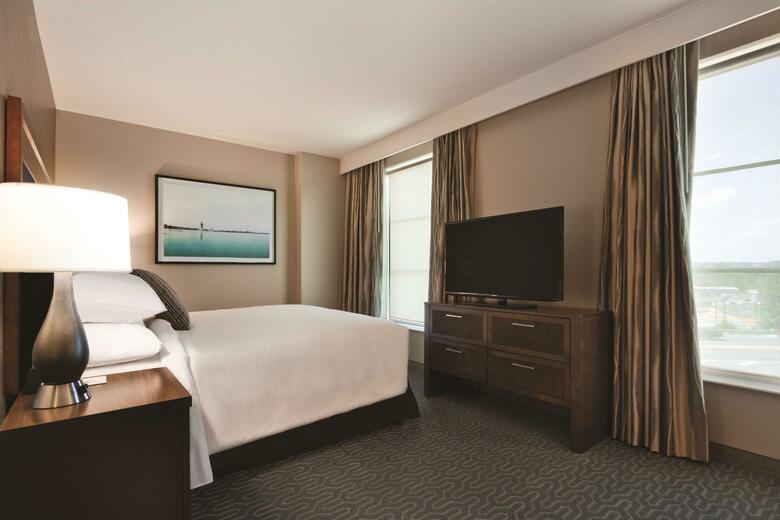 Hotel Embassy Suites Springfield