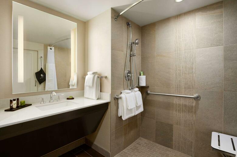 Hotel Embassy Suites Springfield