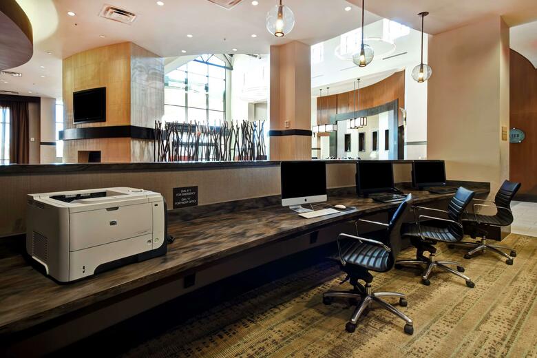 Hotel Embassy Suites Springfield