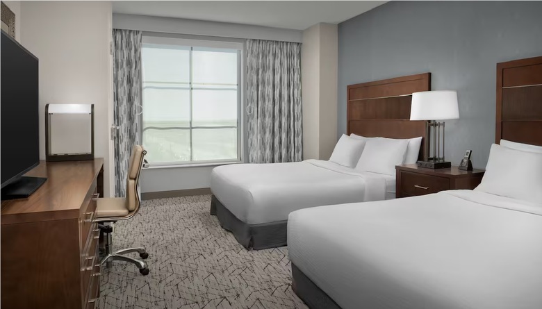 Hotel Embassy Suites Springfield
