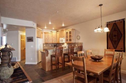 Apartamento Town Point Condos By Lespri Property Management