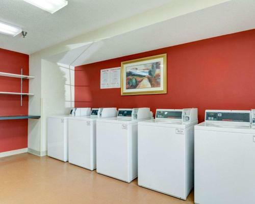 Suburban Extended Stay Hotel Wash. Dulles