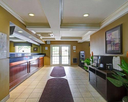 Suburban Extended Stay Hotel Wash. Dulles