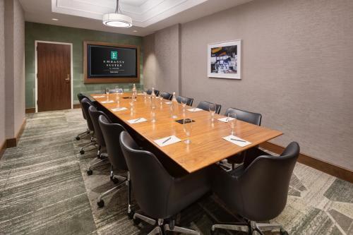 Hotel Embassy Suites Tysons Corner