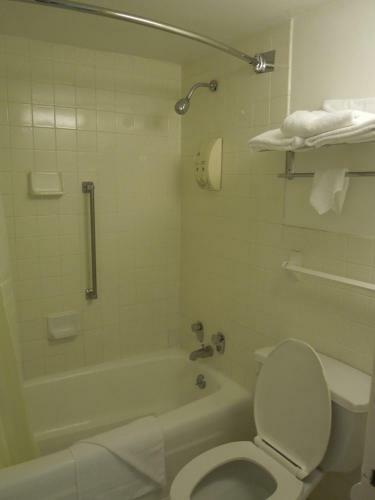 Hotel Americas Best Value Inn Virginia Beach