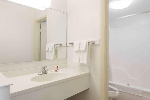 Motel Howard Johnson By Wyndham Virginia Beach