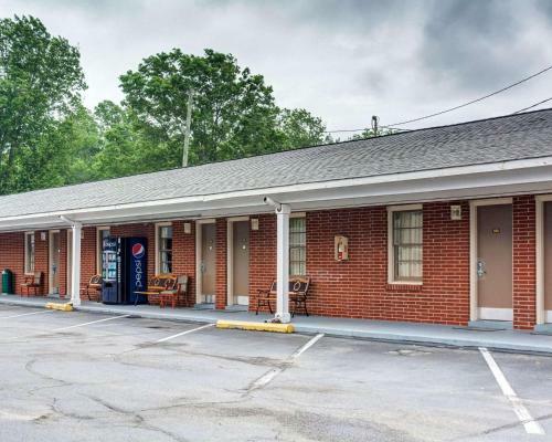 Hotel Rodeway Inn & Suites Williamsburg
