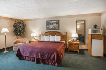 Hotel Quality Inn & Suites Bremerton