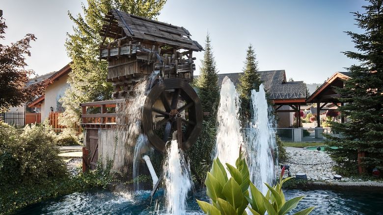 Hotel Icicle Village Resort