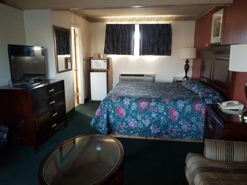 Townhouse Motel
