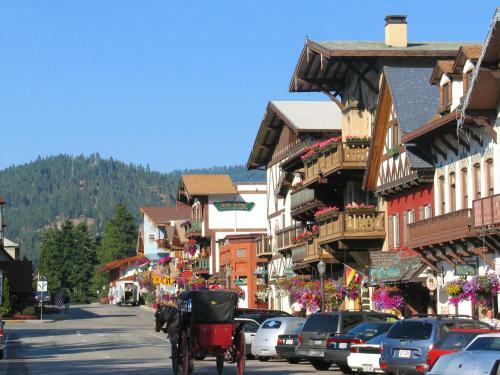 Hotel Linderhof Inn