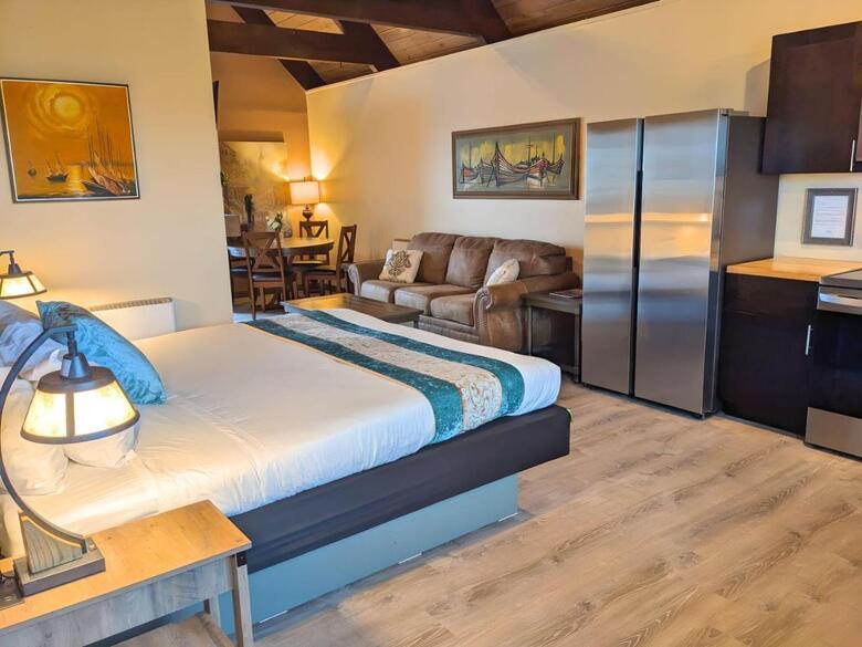 Oasis Motel