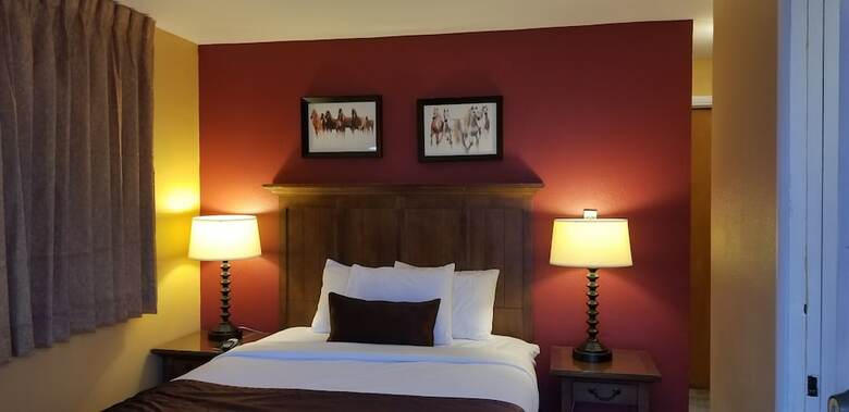 Royal Victorian Motel