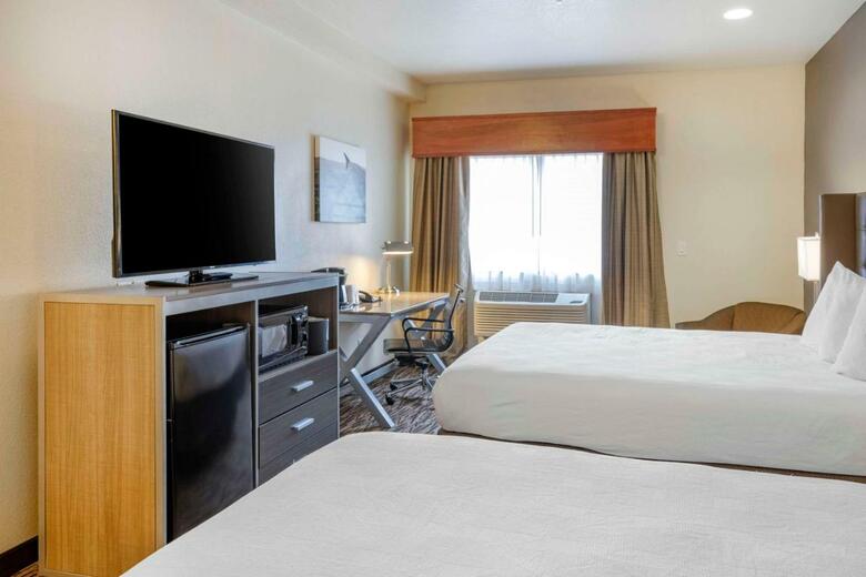 Hotel Best Western Plus Peppertree Airport Inn