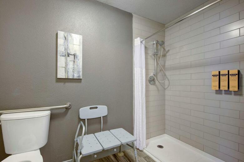 Hotel Best Western Plus Peppertree Airport Inn