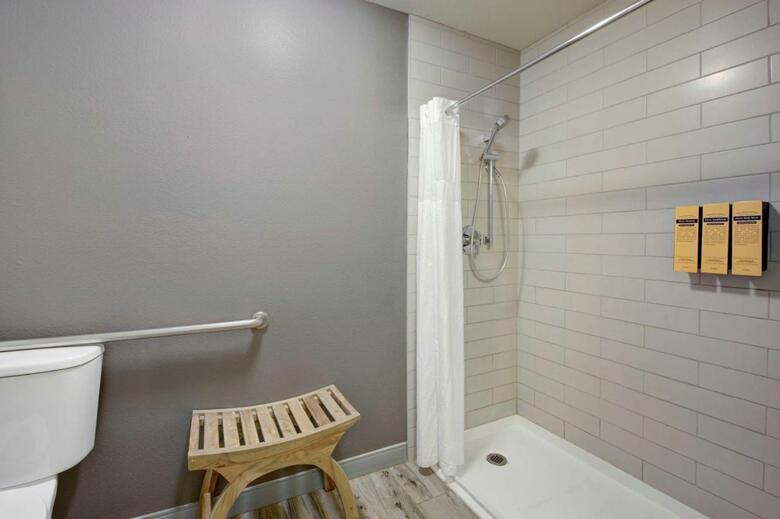 Hotel Best Western Plus Peppertree Airport Inn