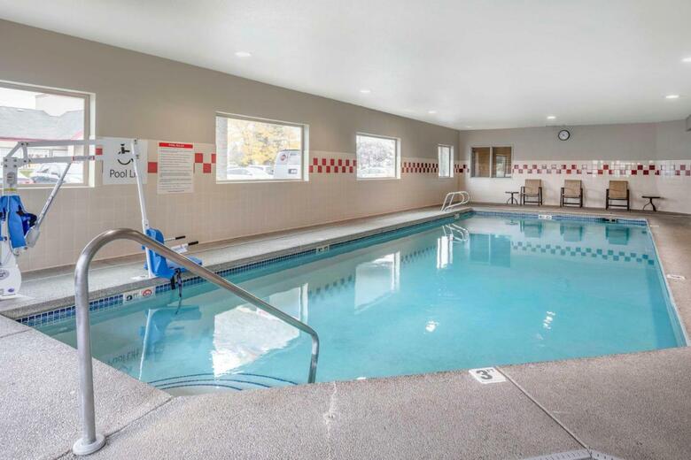 Hotel Best Western Plus Peppertree Airport Inn