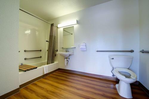 Motel 6 Seattle Airport